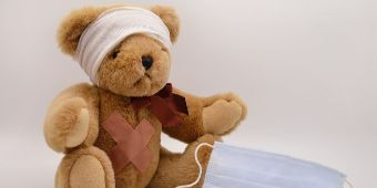 Teddy mit Verband Foto: Teddy mit Verband
